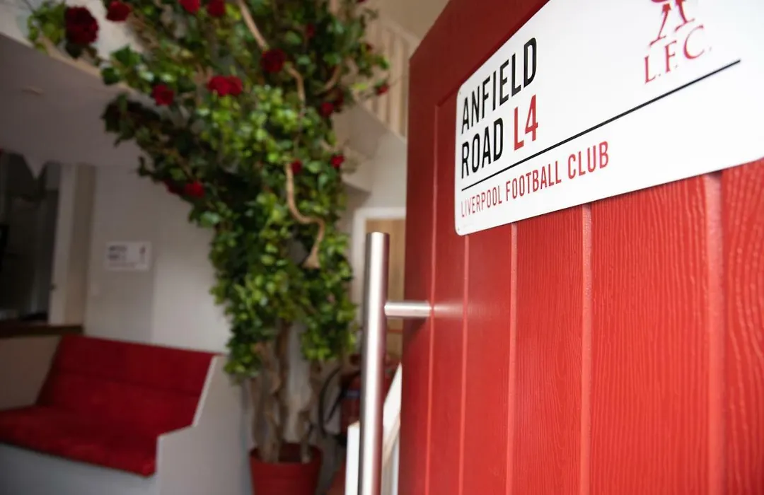 The Sandon Hotel-1